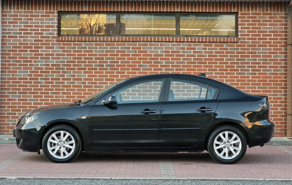 Mazda 3 1.6 Di Sedan 109cv