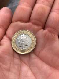 Moeda one pound 2017