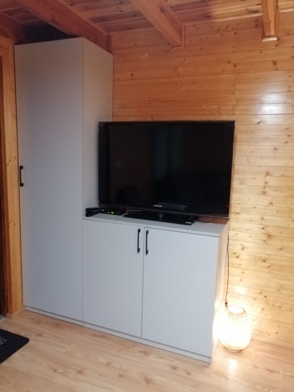 Noclegi dla firm. Domki .Faktura VAT.Wolny termin od września.