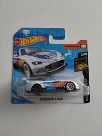 Hot Wheels '15 Mazda MX-5 Miata