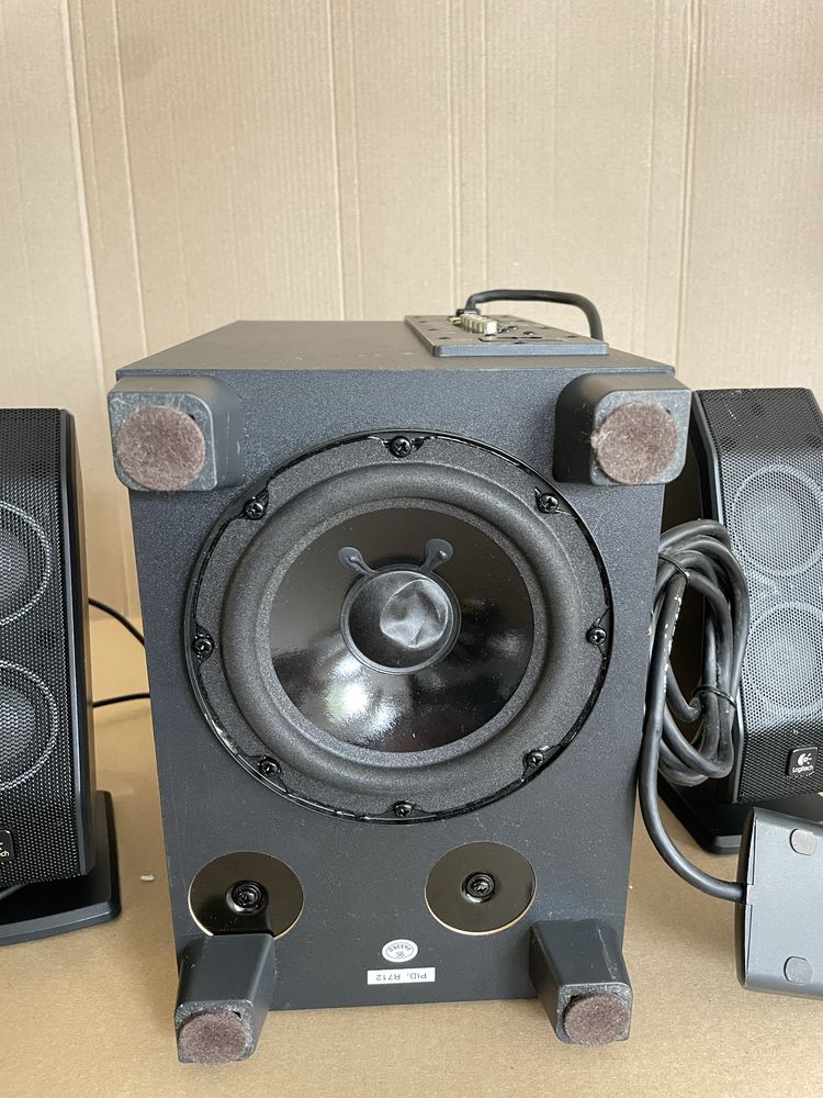 Zestaw głośników 5.1 Logitech X-540 – 140W – Sprawny, z okablowaniem