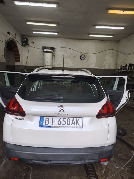 Peugeot 2008 pure tech (2018) 1.2 benzyna z polskiego salonu