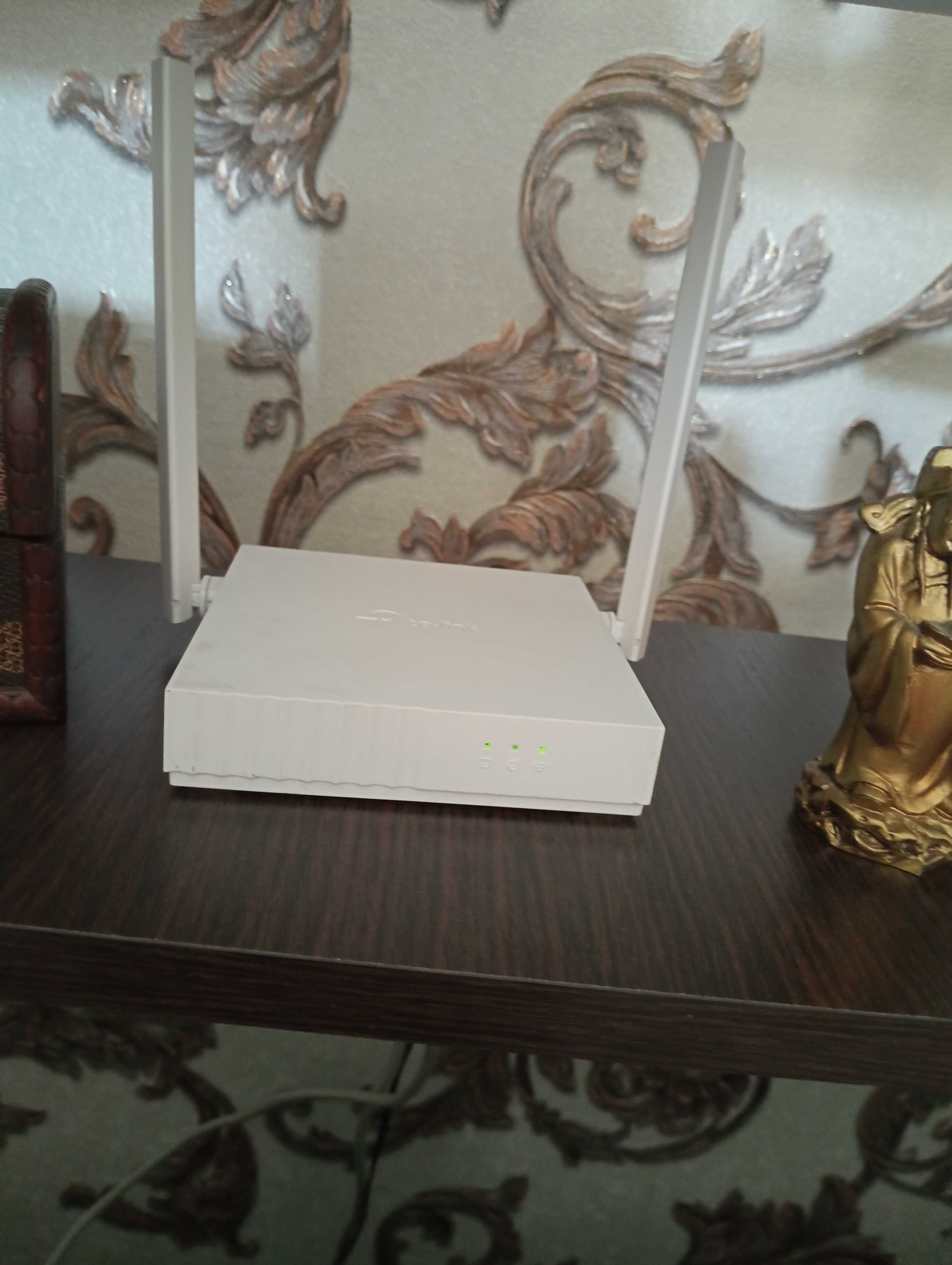 Маршрутизатор TP-LINK TL-WR820N