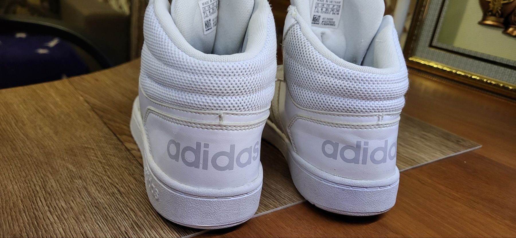 Кросівки ботинки  Adidas Hoops 2.0 Mid (B42099)