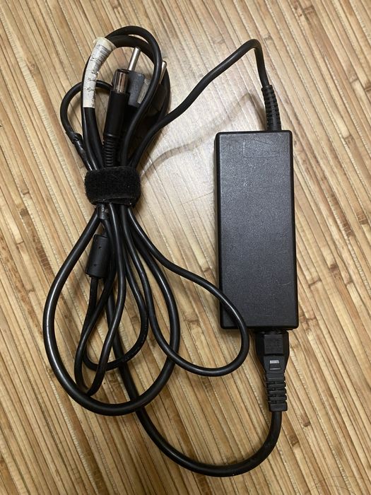 Зарядний пристрій для ноутбука HP