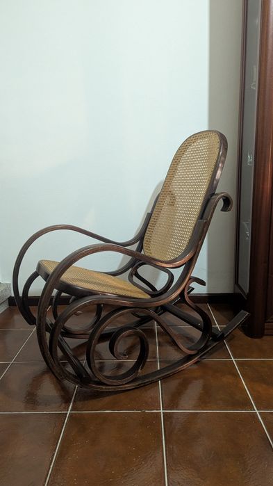 Cadeira Baloiço Thonet