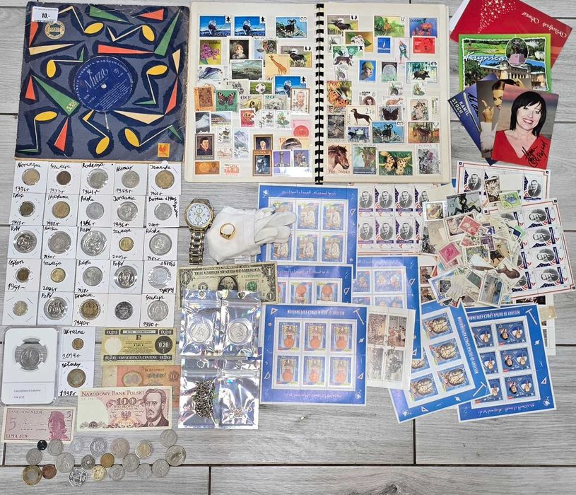 monety znaczki srebro łańcuszki banknoty pocztówki autografy