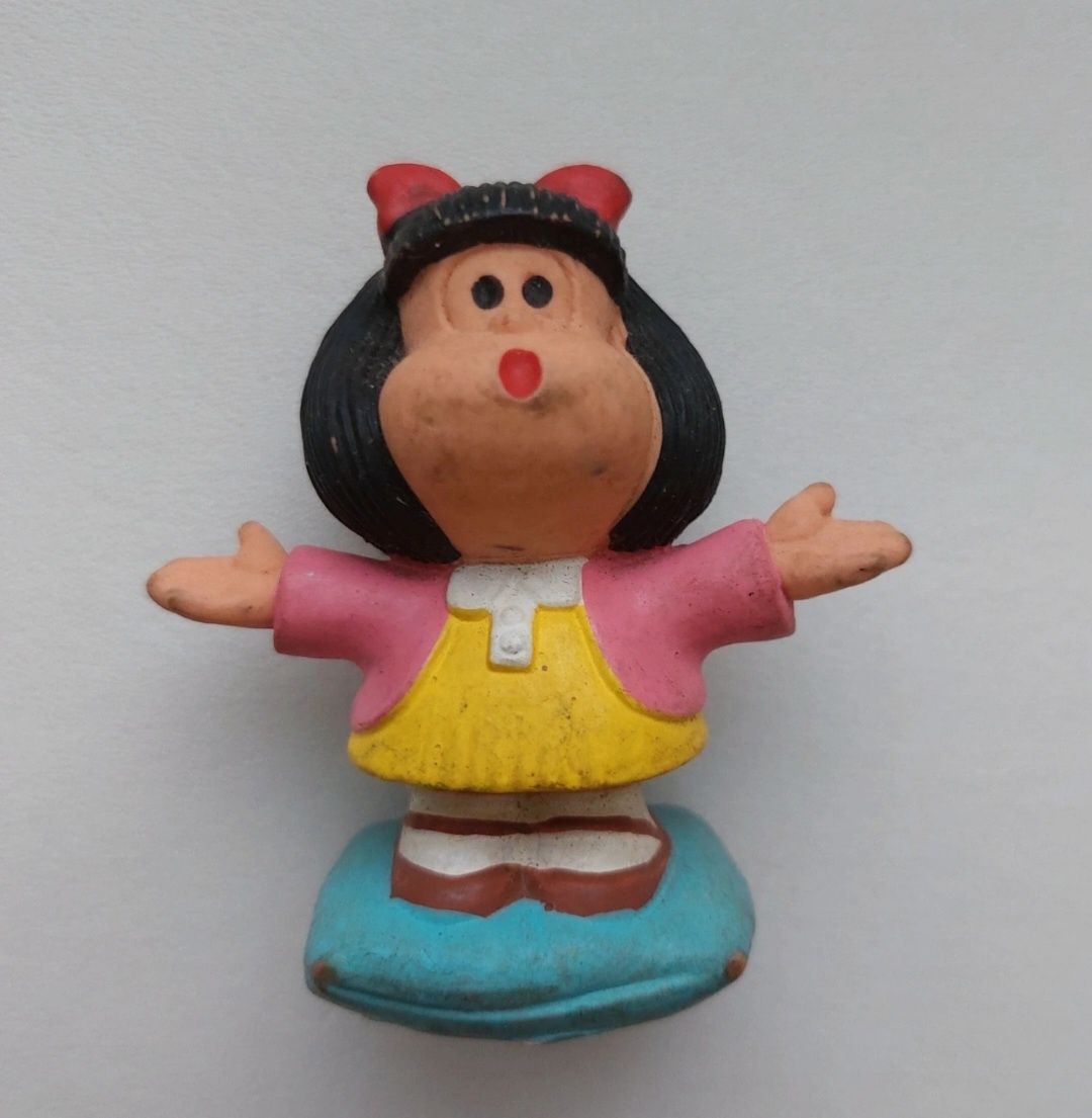 Figura PVC vintage Mafalda a cantar Quino Made in Portugal