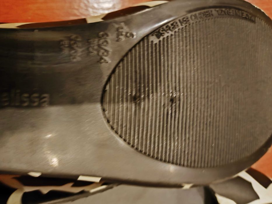 Sapatos Melissa novos