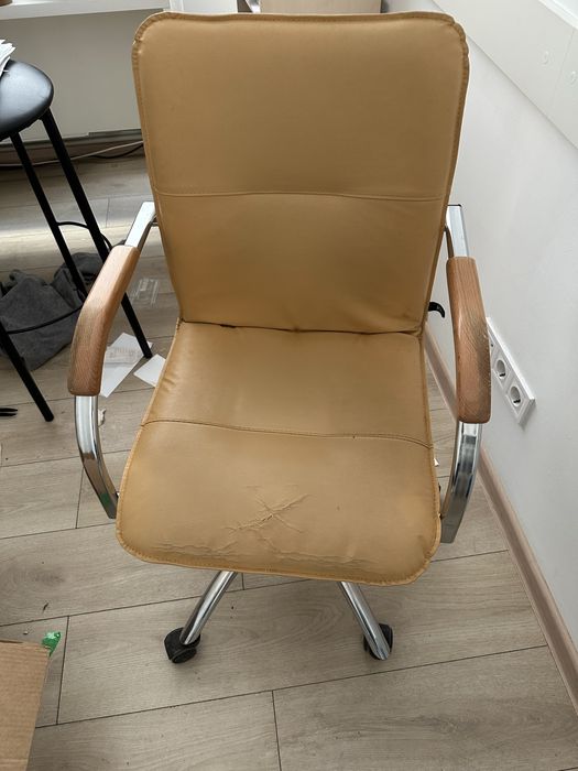 Продам столы и стулья IKEA, Jysk