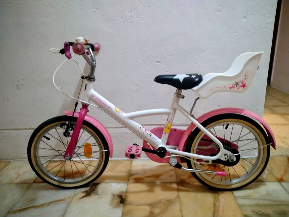 Btwin Princess, 16 (branca e rosa) com cadeirinha bebé