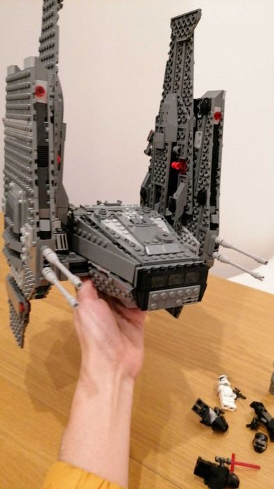 Lego StarWars 75104 Nave de Combate de Kylo Ren