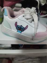 Tênis bebê Stitch