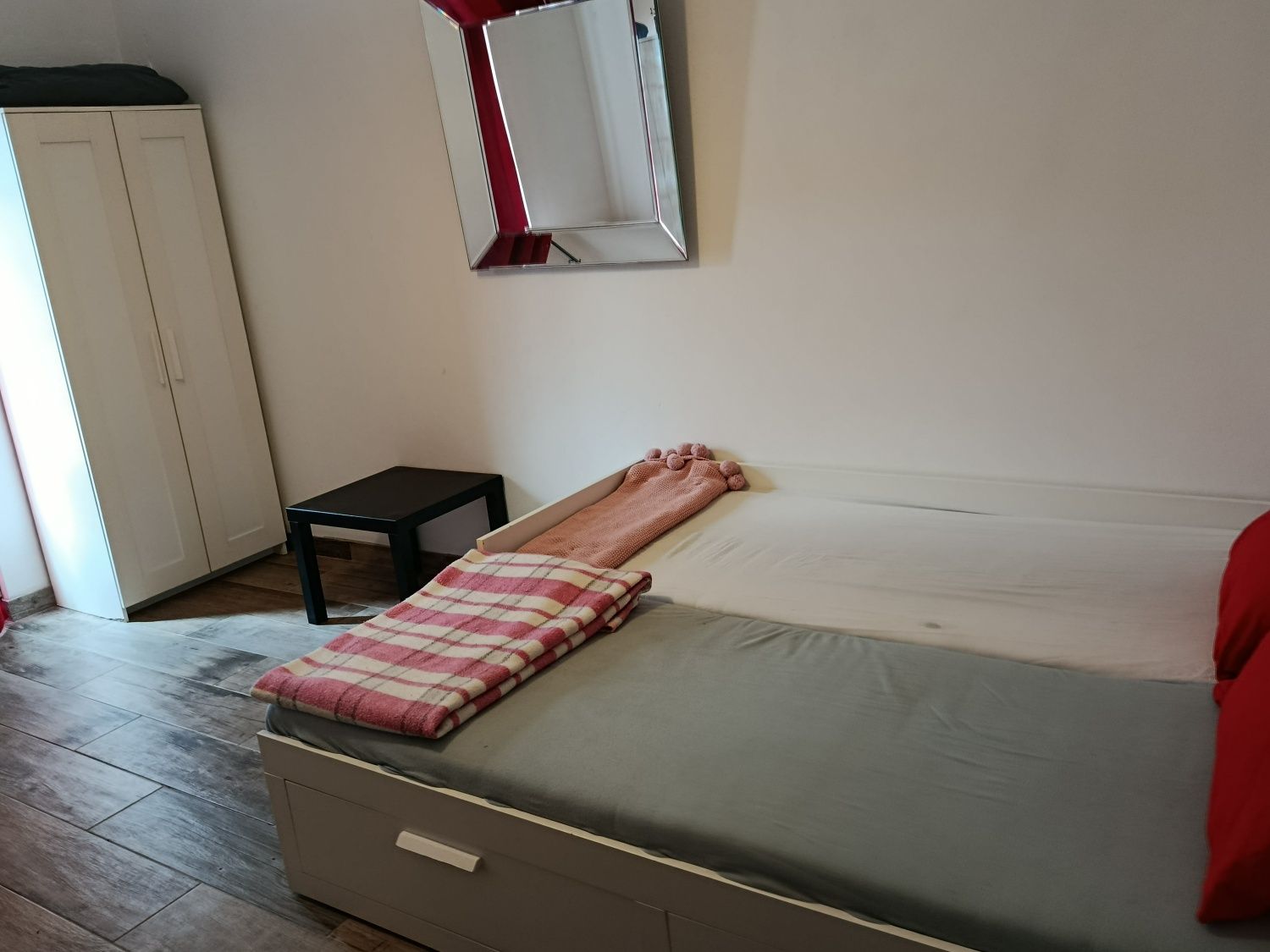 Cama individual 10 Kms de Pombal só 120€!