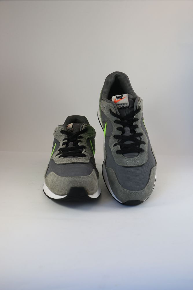 Nike Venture Runner Розмір 44