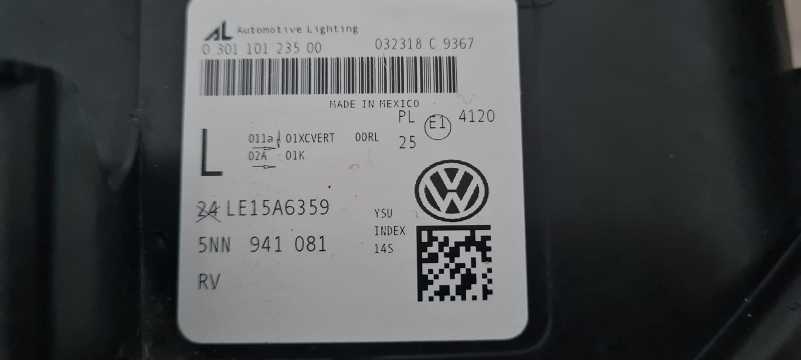 Lampa lewa vw tiguan 5nn941081