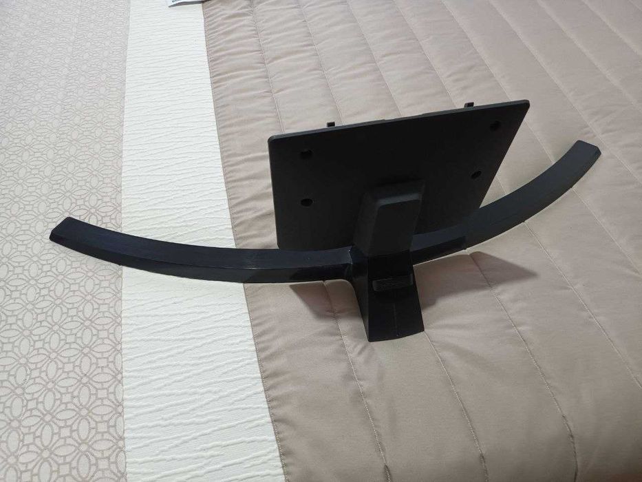 Suporte de Televisão para Móveis ( novo )