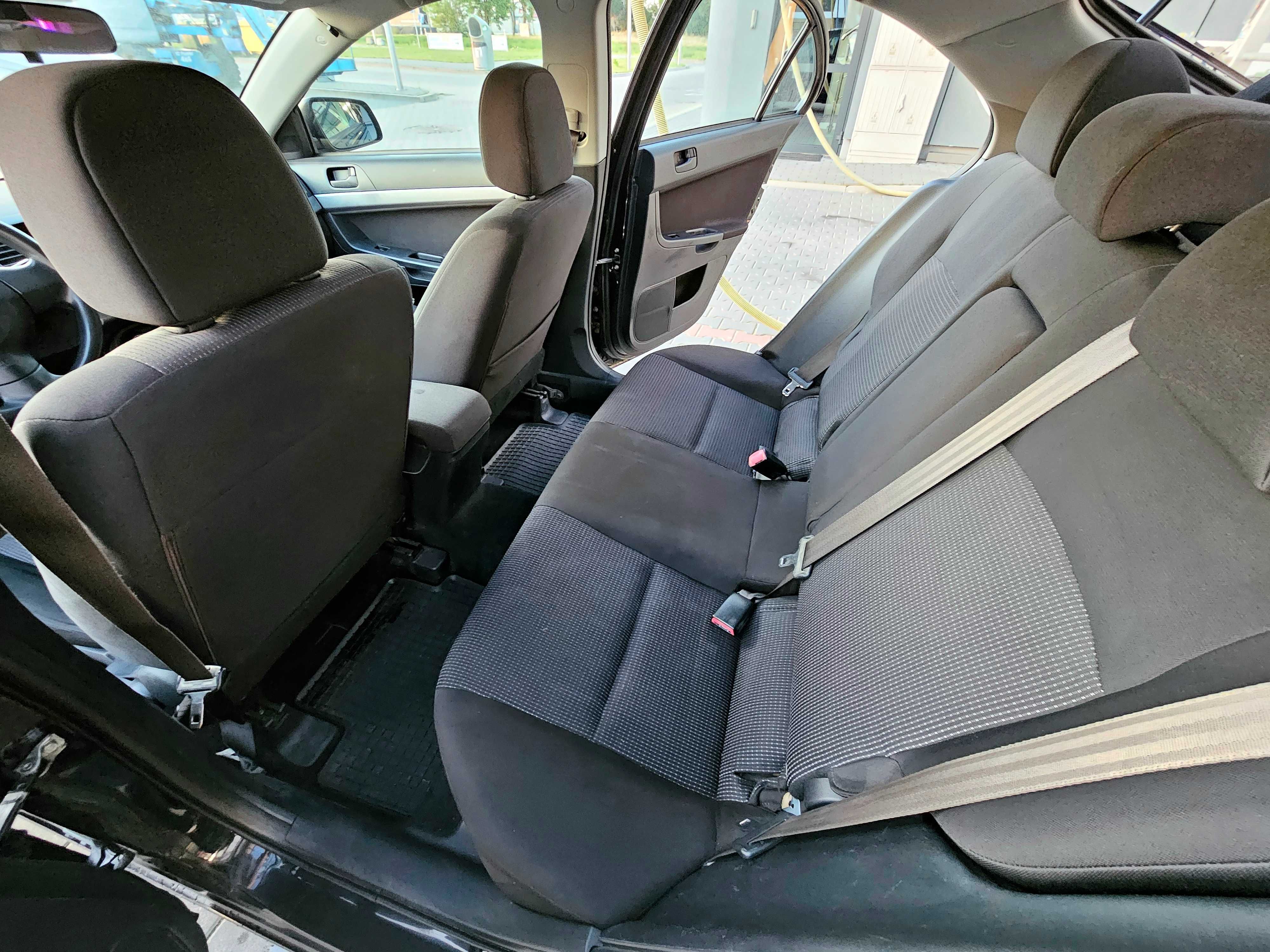 Mitsubishi Lancer Sportback 2009r 1.8 Mivec
