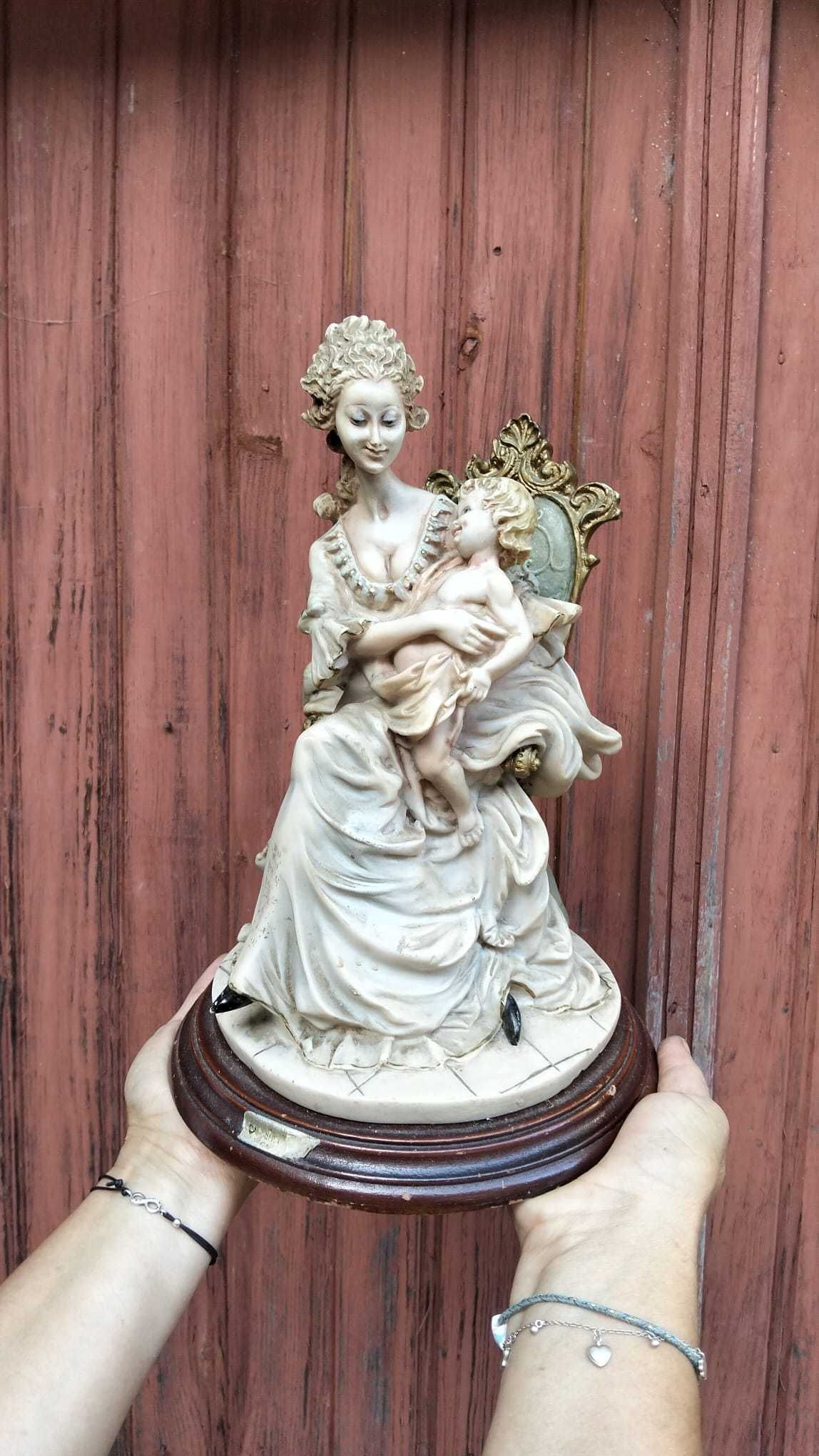 Conjunto de Estatuetas Clássicas