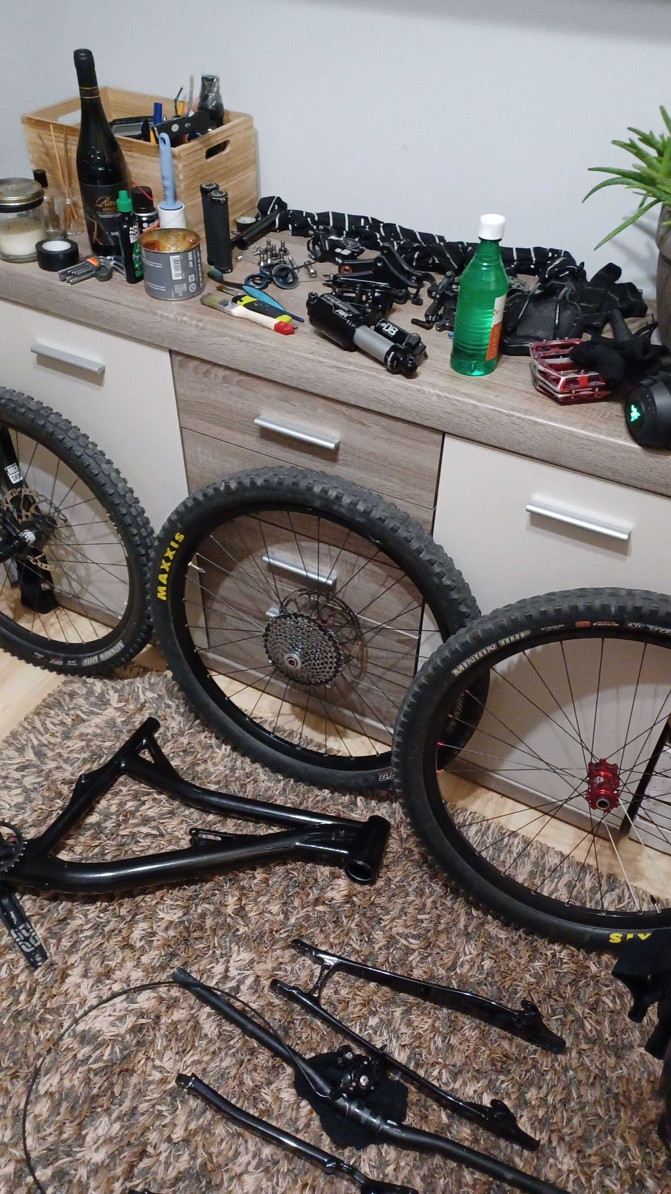 Alutech Fanes 2016  (CUSTOM PAINT LC9Z) Nowo Złożony