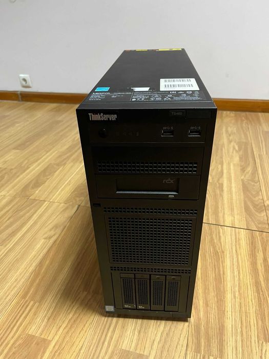 Servidor Lenovo System TS 460
