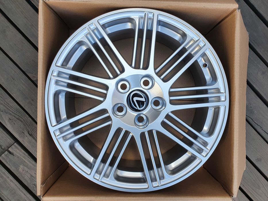Felgi 18cali Lexus ES IS GS LM LS UX 5x114,3 ET45 nr8048