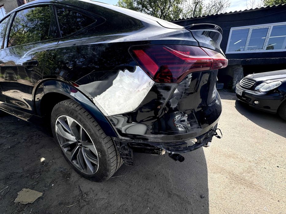 Рихтування автомобілів на стенді