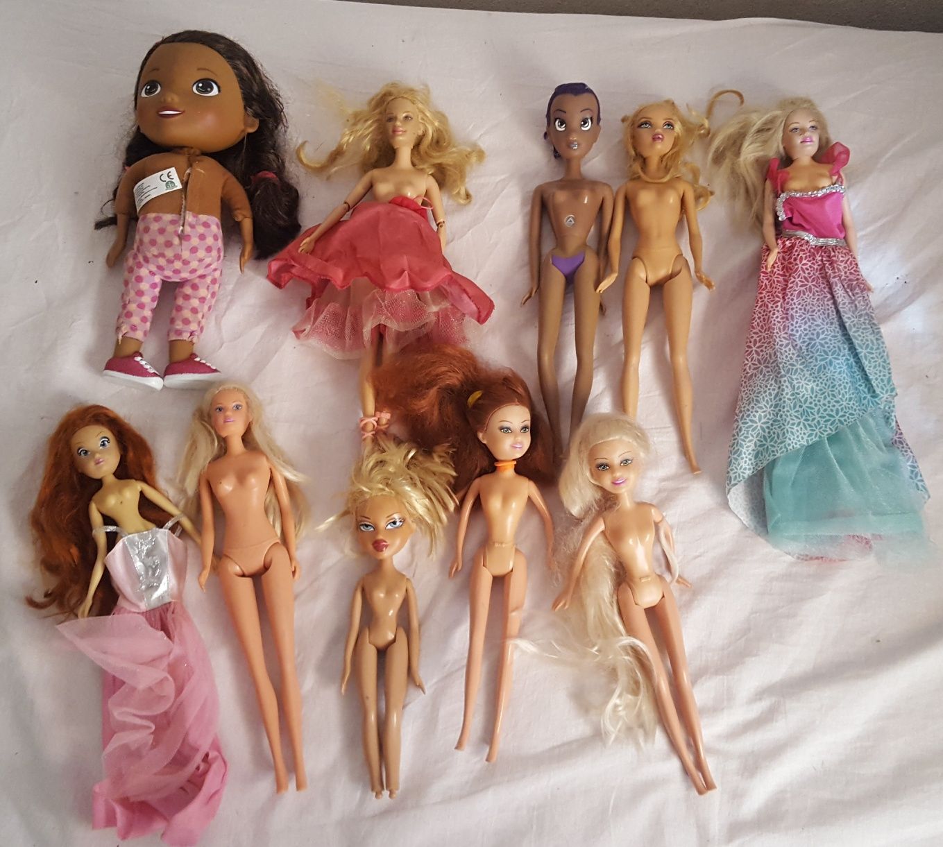 Bonecas da Barbie Várias