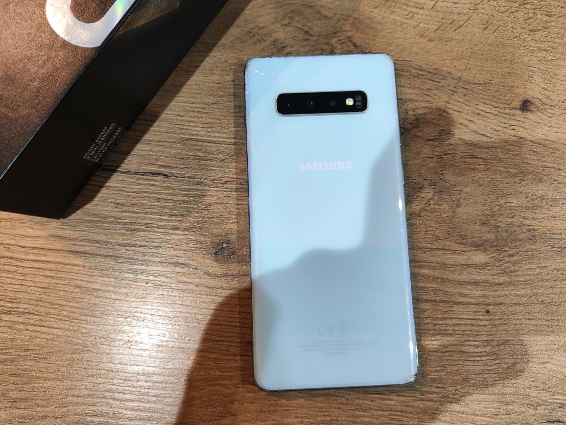 Samsung GALAXY S10 plus