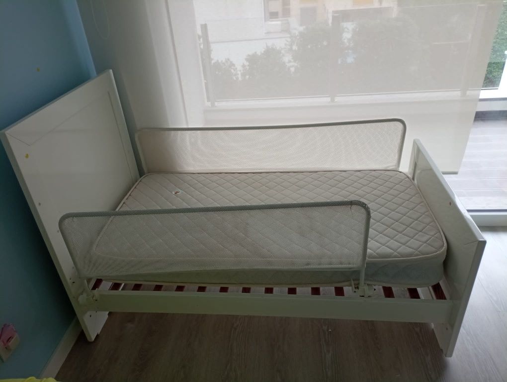 Cama berço de bebê  berço +infantil .Trama