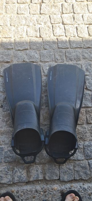 Barbatanas float tube