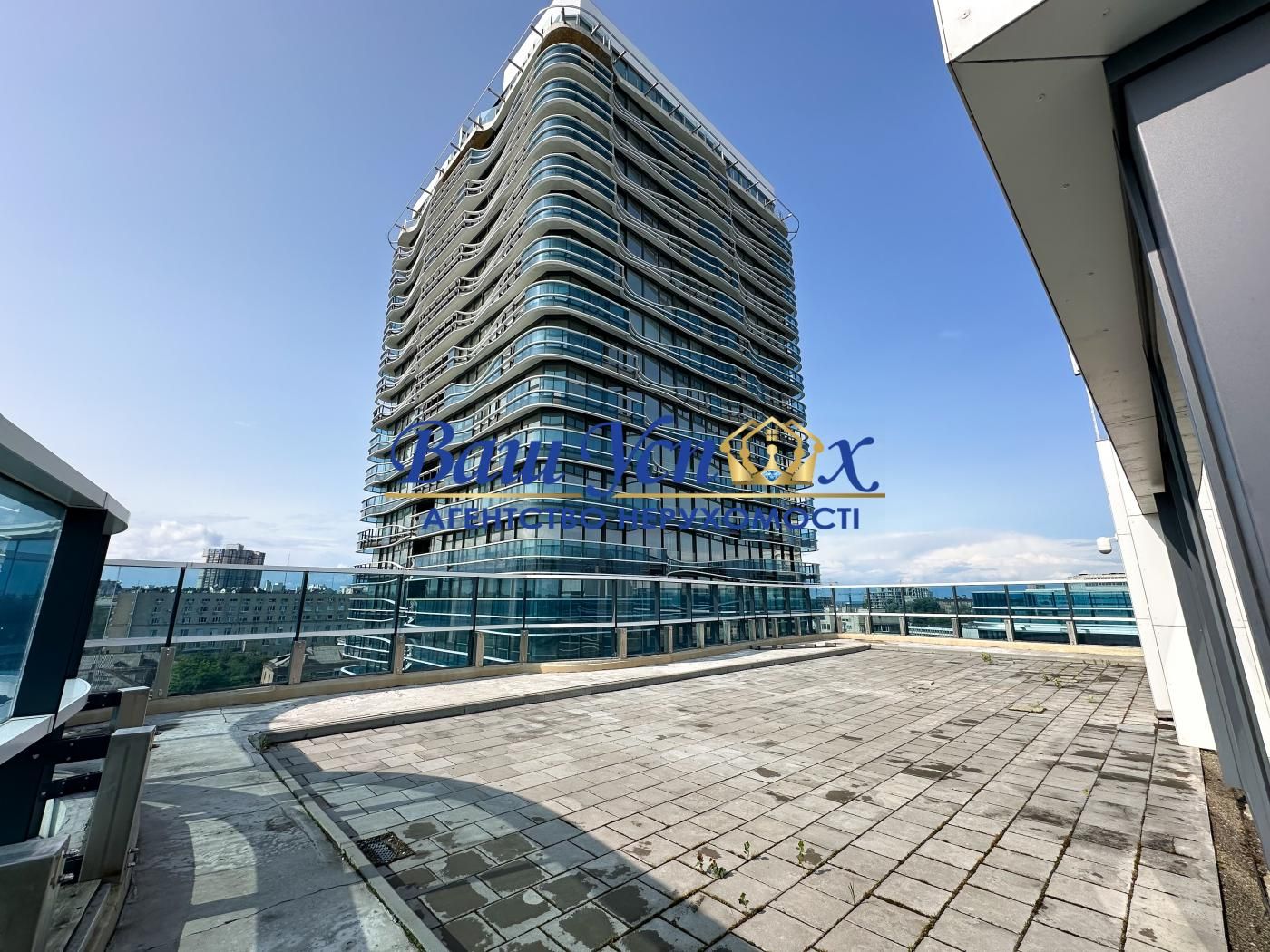 Продажа пентхауса с террасой в центре Киева.  ЖК Signature