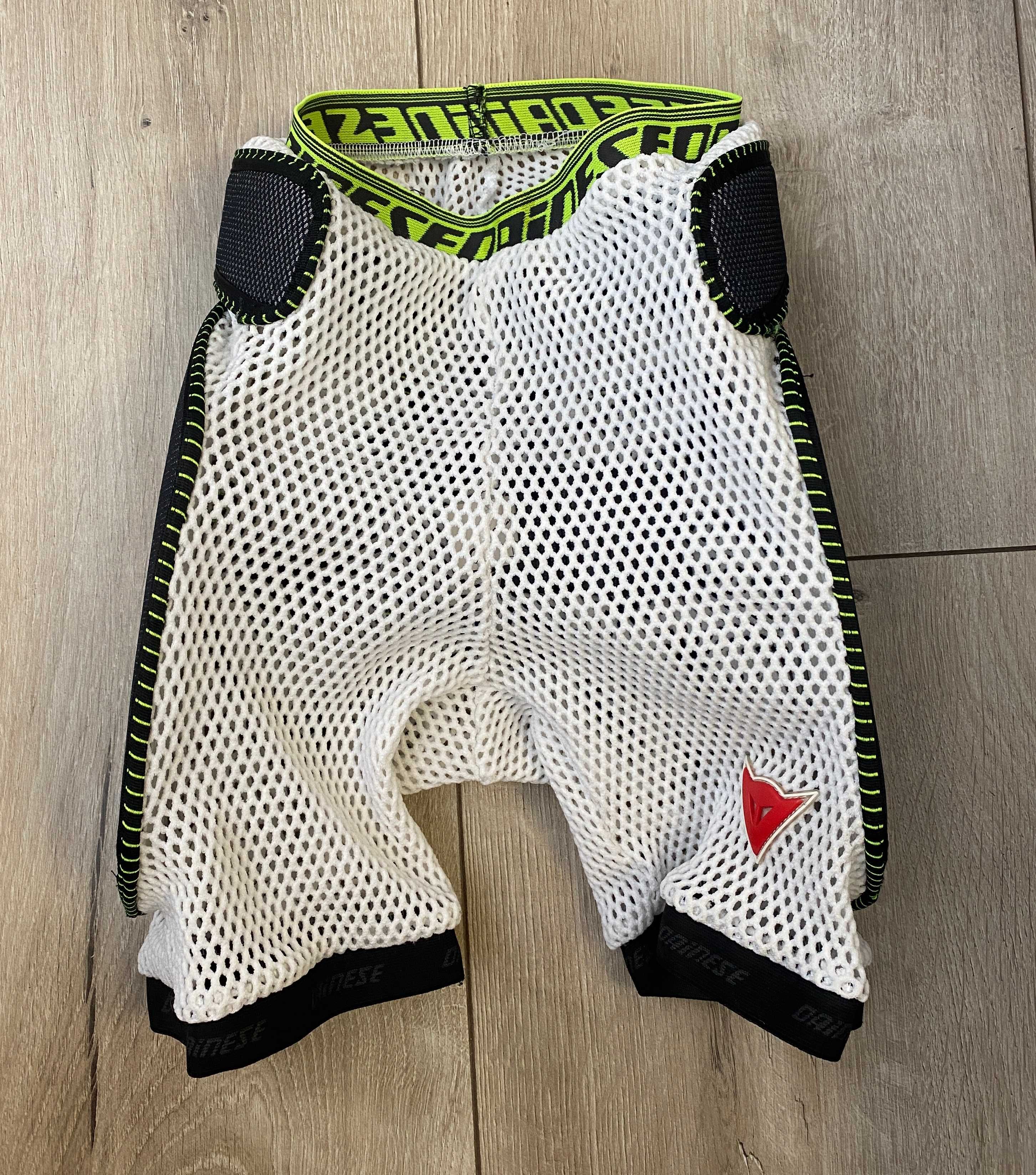 Защитные шорты Dainese (мото вело)