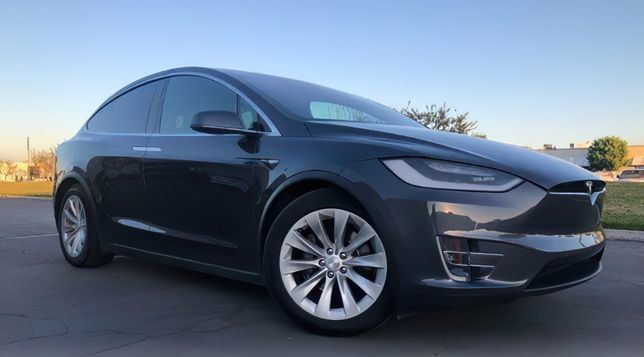 Продається автомобіль Tesla Model X 75D 2016