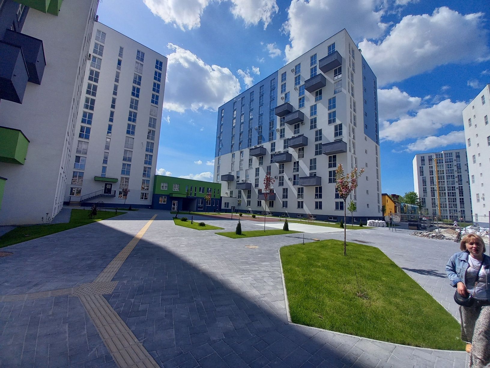 Продаж 2 кімнатної квартири  61м2 в ЖК Ріел Сіті