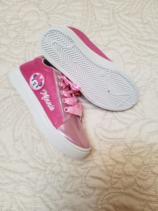 Ténis da MINNIE NOVOS