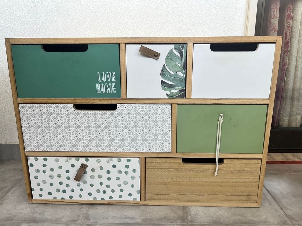 Comoda  de quarto para crianca