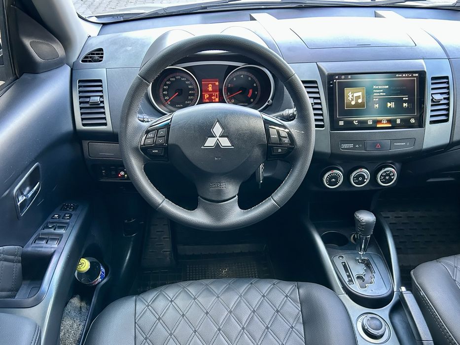 Аутлендер XL 2.4 4WD