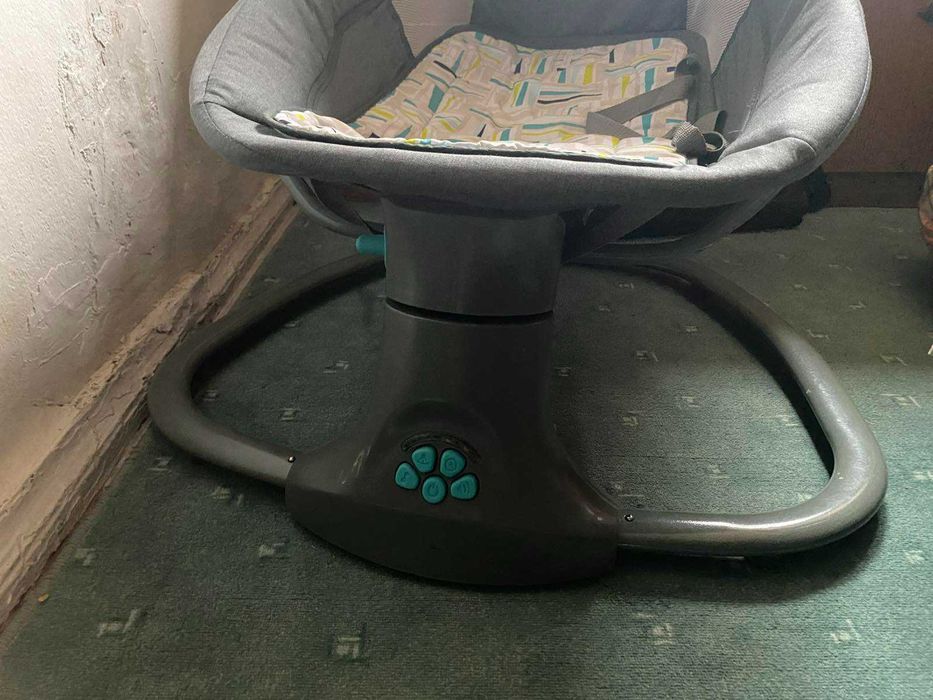 Заколисуючий укачивающий центр, колибель BAMBI Mastela Light Grey