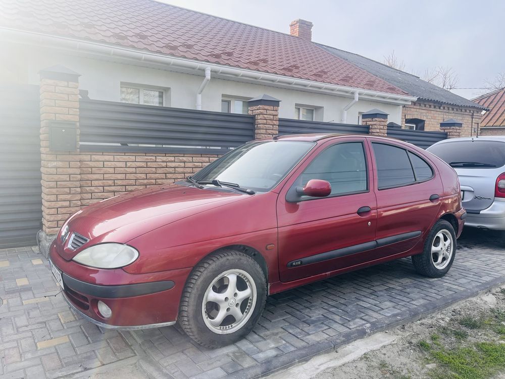 Продам Renault Megane 1999р.     1,6 бензин