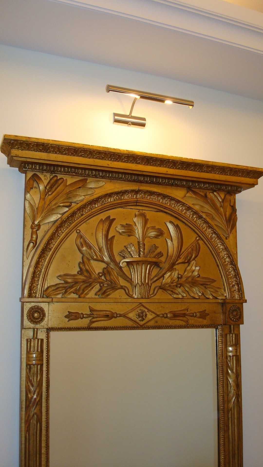 Duże lustro w stylu empire