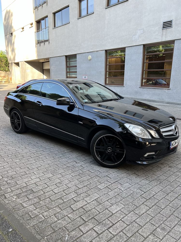 Mercedes E220 2.2 TDI COUPE