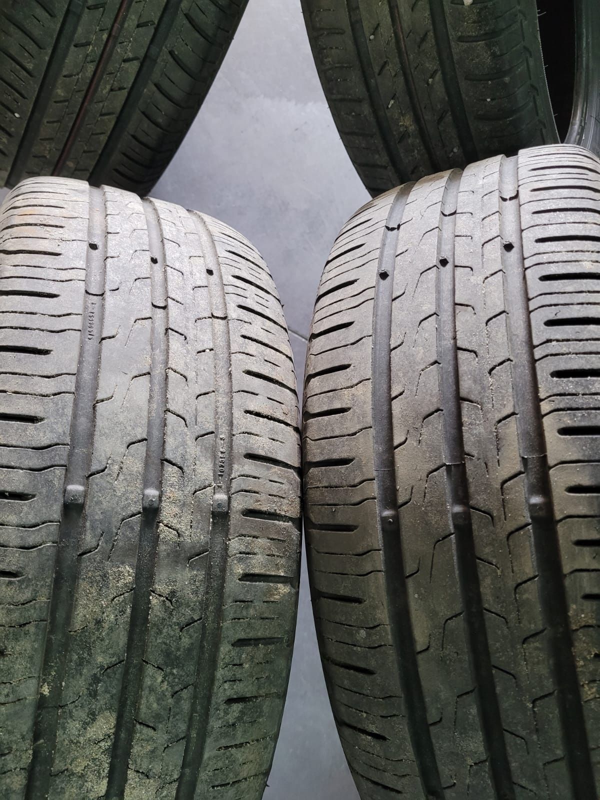 Pneus Bridgestone e Continental 185/55/R15