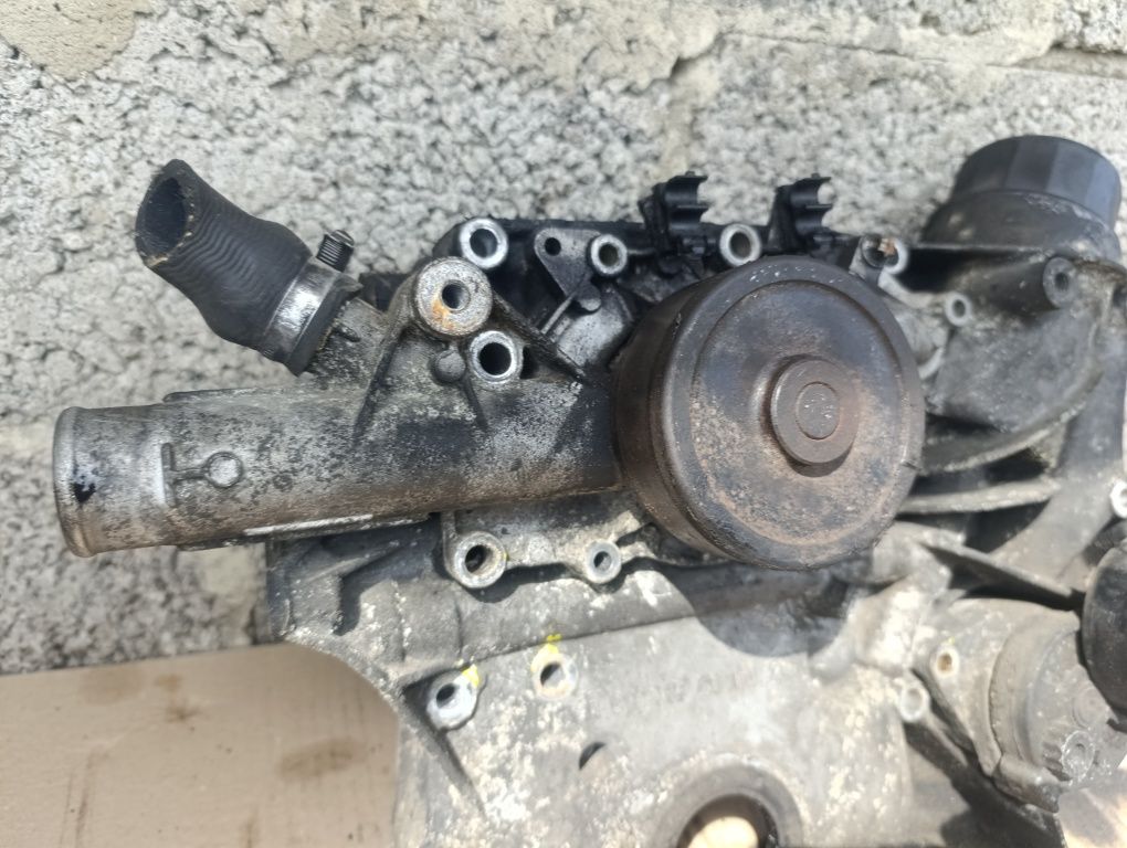 Бокова кришка ГРМ Om611 2.2 Mercedes sprinter Vito W210