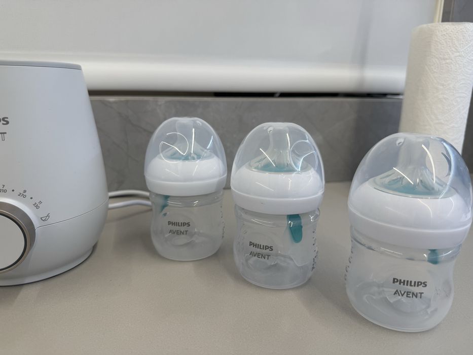 Vendo conjunto Philips Avent – Aquecedor + Biberões (0–3 meses e 3m+)