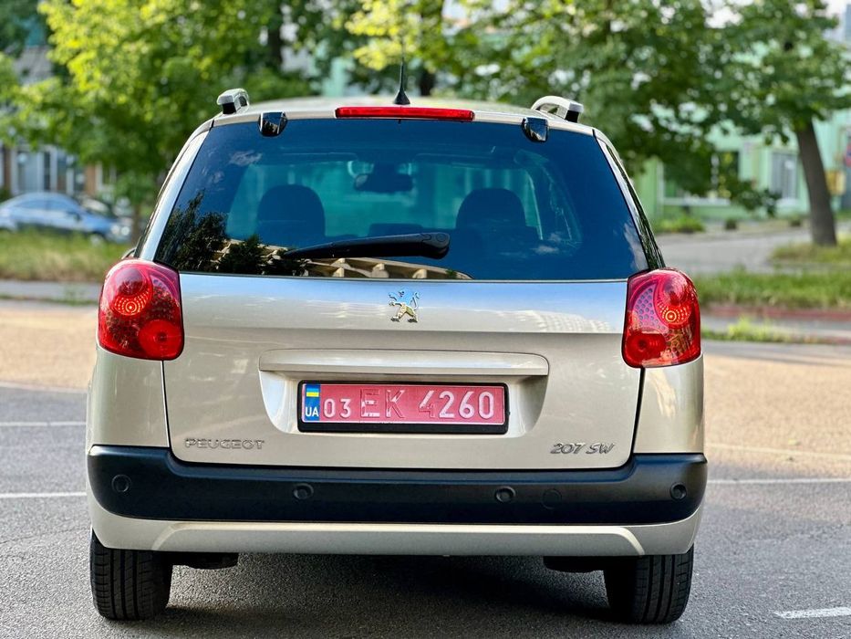 Пежо 207 на автоматі