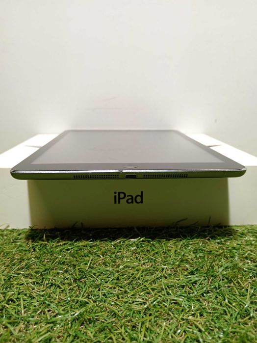 Apple iPad Air A1474 Gray (16 ГБ/Bat 81%) (2)