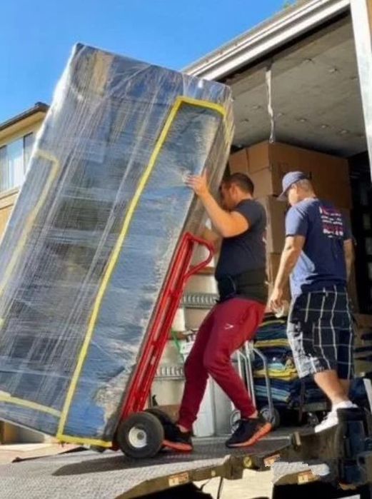 Грузчики Днепр - услуги грузчиков недорого. Много грузчиков