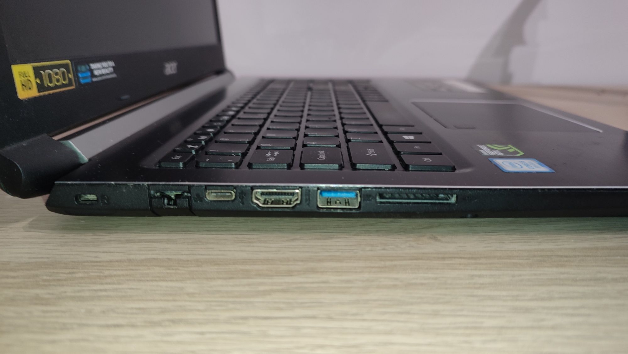 Acer aspire 7 laptop gamingowy