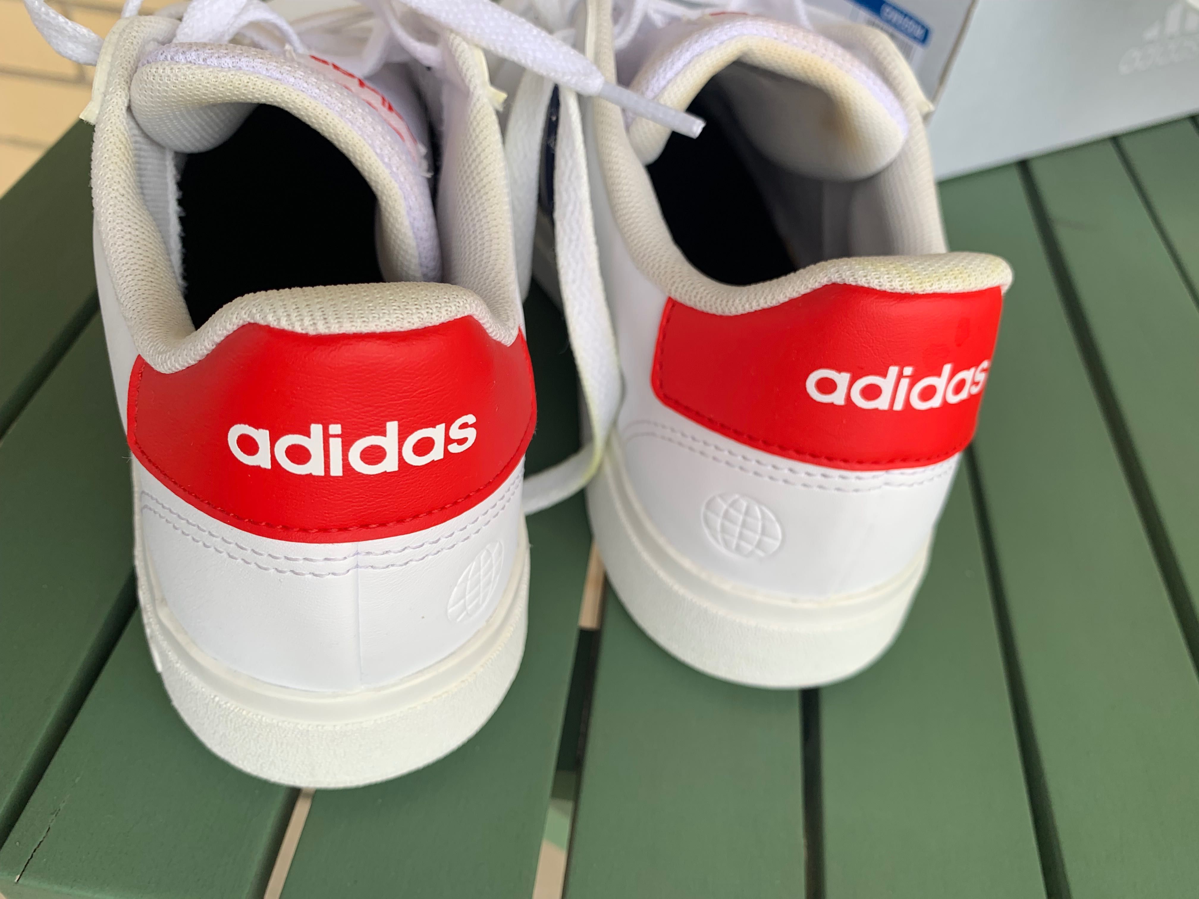 Sapatilhas adidas , tamanho 38, crianças / jovem